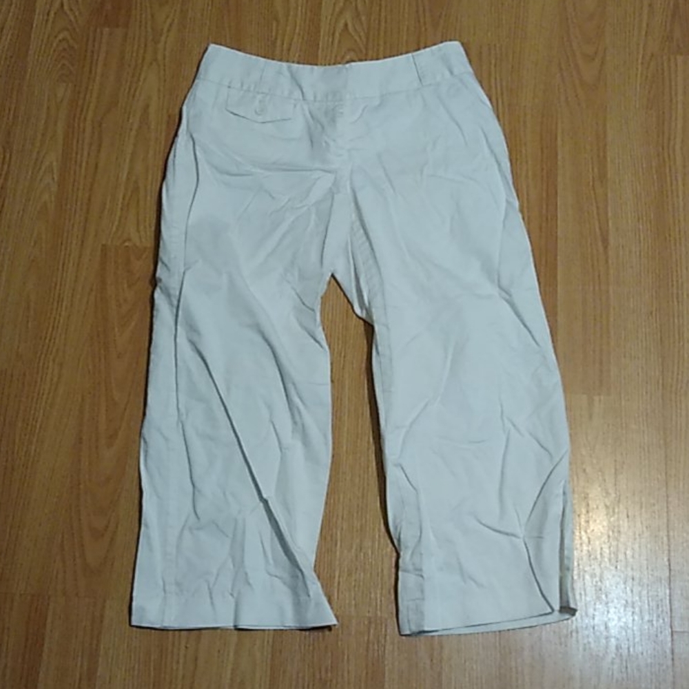 Ladies Express cropped pants capris size 2